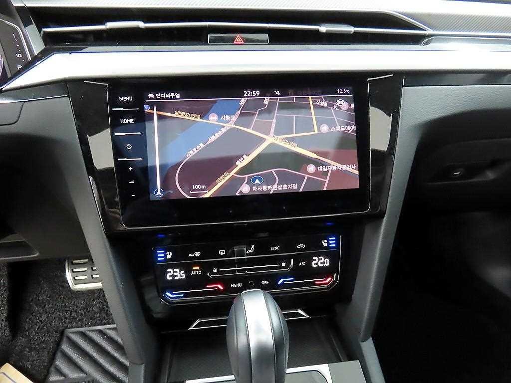 폭스바겐 아테온 2.0 TDI 엘레강스 프레스티지 이미지 13