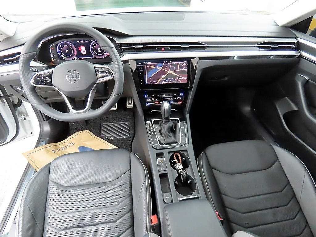 폭스바겐 아테온 2.0 TDI 엘레강스 프레스티지 이미지 7