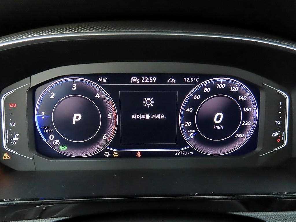폭스바겐 아테온 2.0 TDI 엘레강스 프레스티지 이미지 8