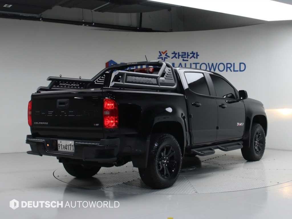 쉐보레 콜로라도 리얼 뉴 콜로라도 3.6 Z71-X 미드나잇 4WD 이미지 2