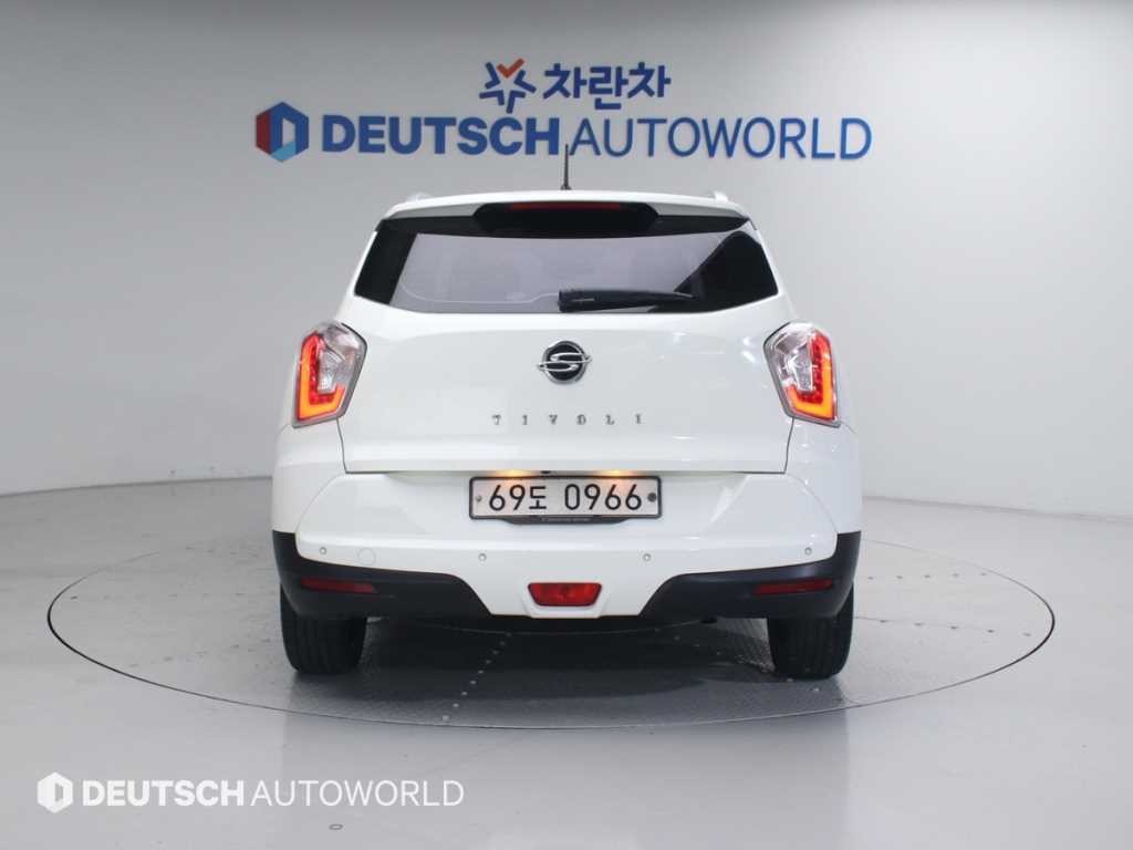 KG모빌리티(쌍용) 티볼리 가솔린 2WD 1.6 VX 이미지 4