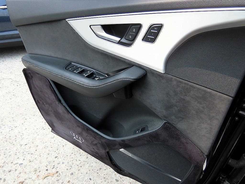 아우디 Q7 Q7 (4M) 55 TFSI 콰트로 프리미엄 이미지 12