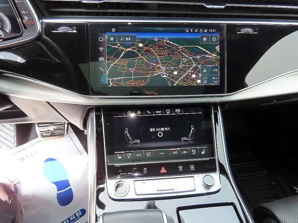 아우디 Q7 Q7 (4M) 55 TFSI 콰트로 프리미엄 이미지 14