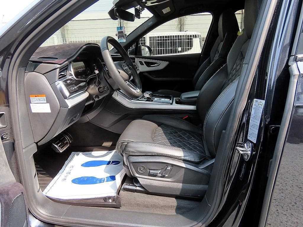 아우디 Q7 Q7 (4M) 55 TFSI 콰트로 프리미엄 이미지 5