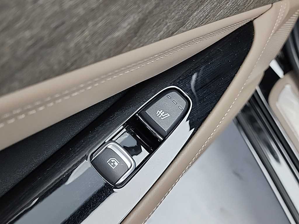 기아 K8 2.5 2WD 노블레스 라이트 이미지 14