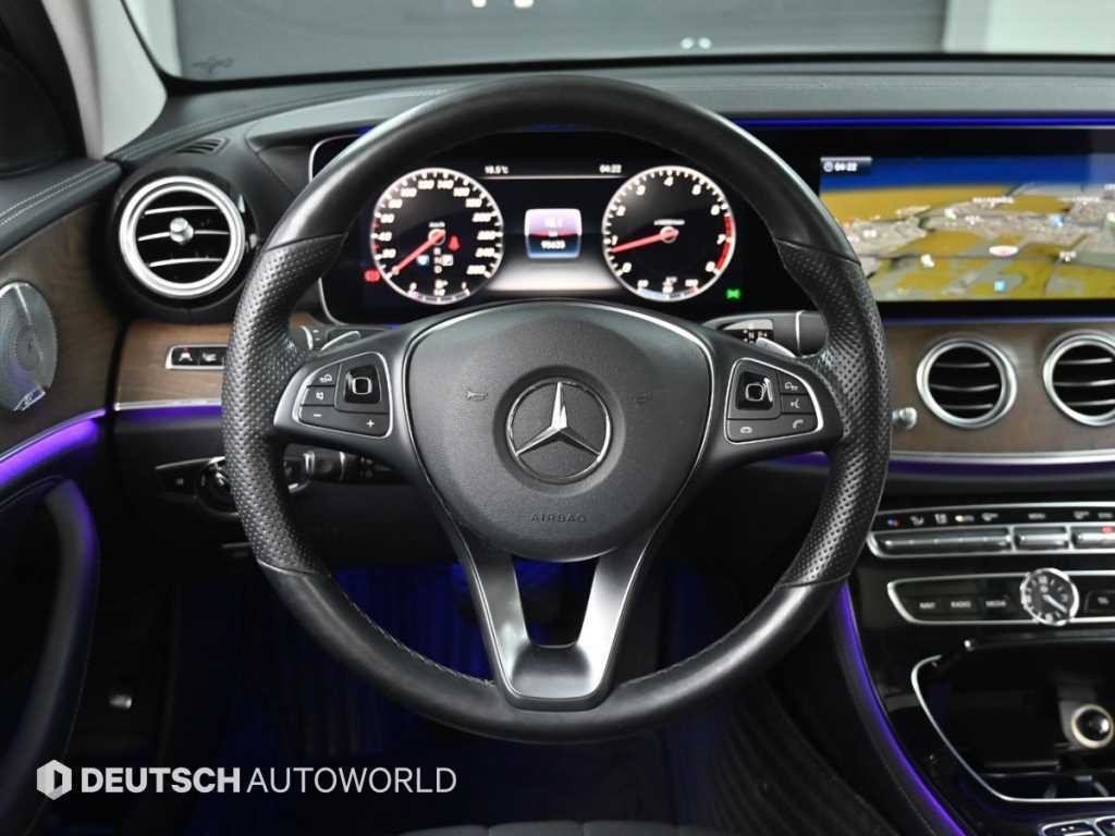 벤츠 E 클래스 E-클래스 W213 E300 4MATIC 익스클루시브 이미지 13