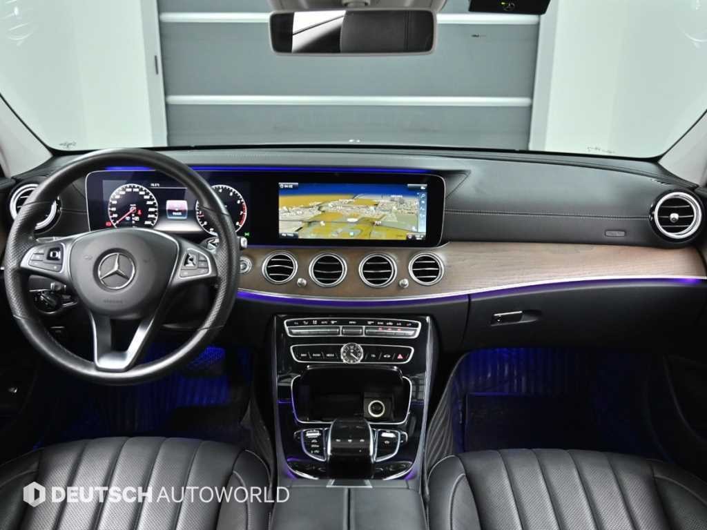 벤츠 E 클래스 E-클래스 W213 E300 4MATIC 익스클루시브 이미지 7