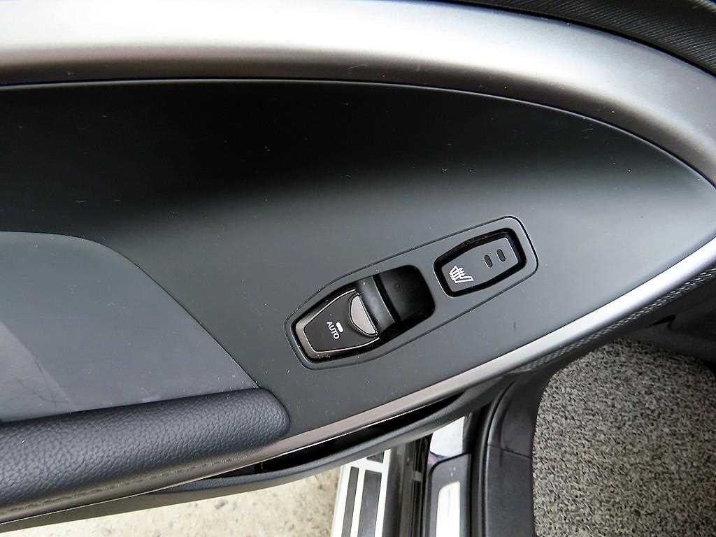 현대 맥스크루즈 더뉴맥스크루즈 E-VGT R2.2 2WD 프레스티지 이미지 16