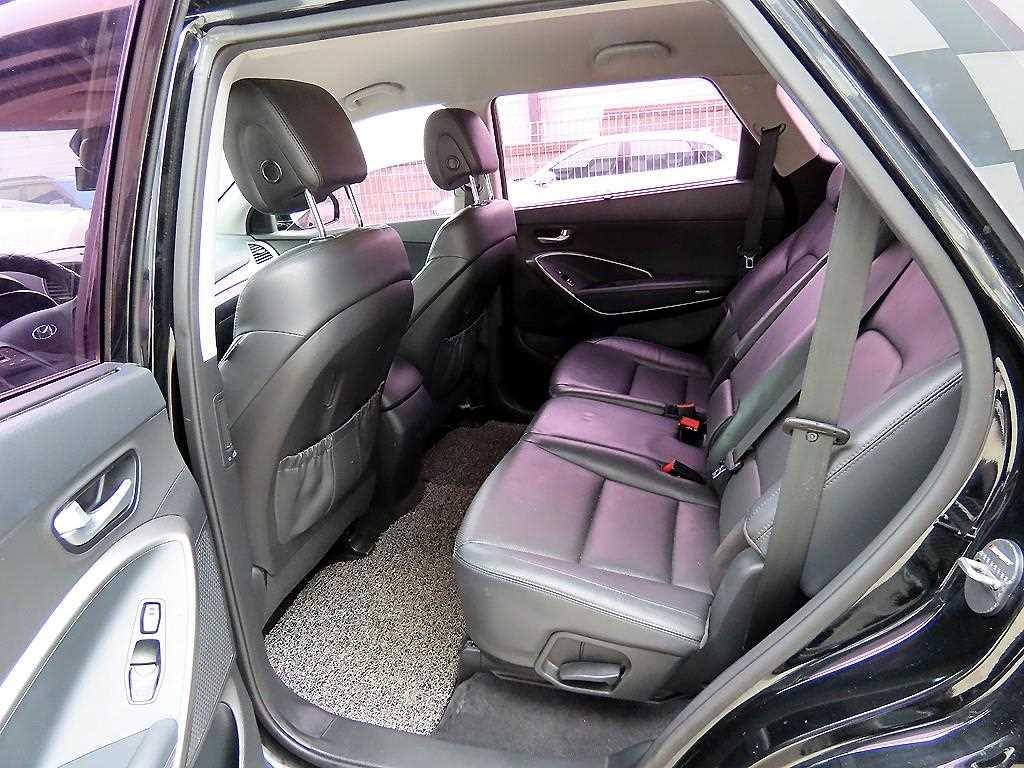 현대 맥스크루즈 더뉴맥스크루즈 E-VGT R2.2 2WD 프레스티지 이미지 6