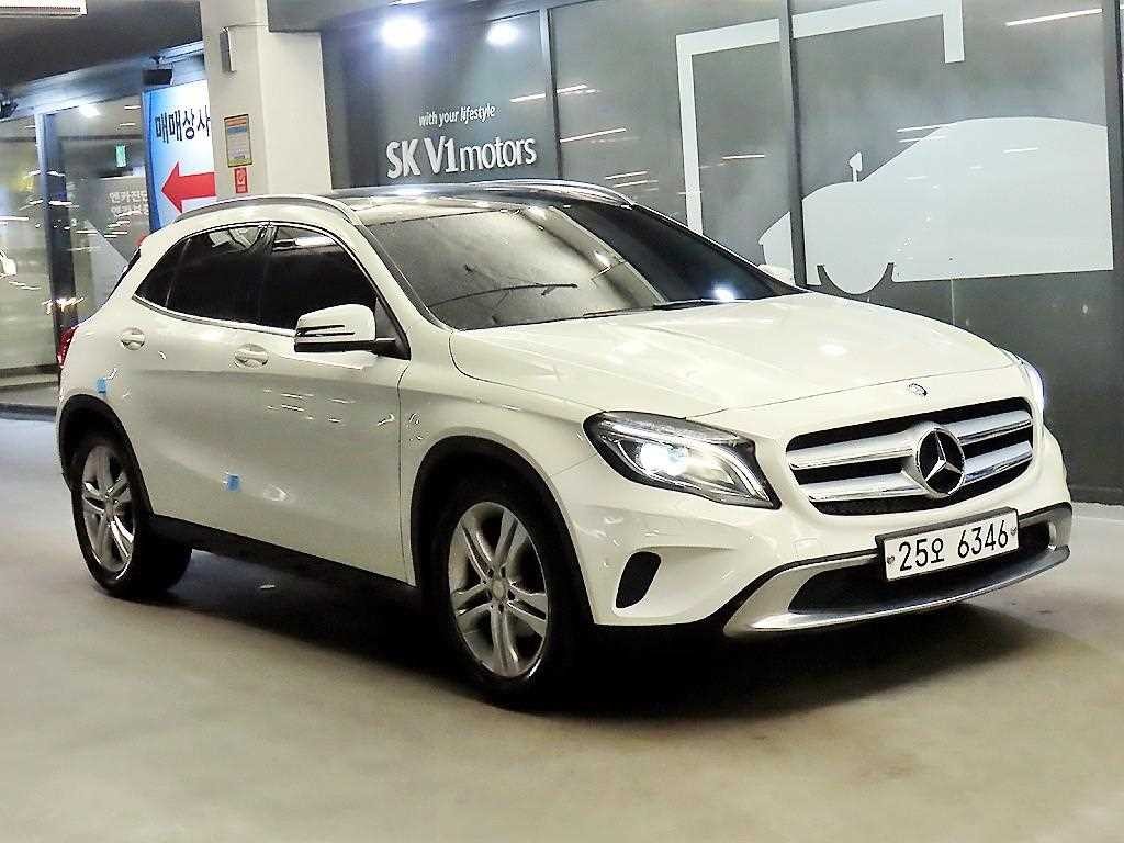 벤츠 GLA 클래스 GLA클래스 X156 GLA200 CDI 4MATIC 이미지 1