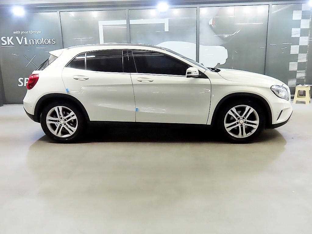 벤츠 GLA 클래스 GLA클래스 X156 GLA200 CDI 4MATIC 이미지 3