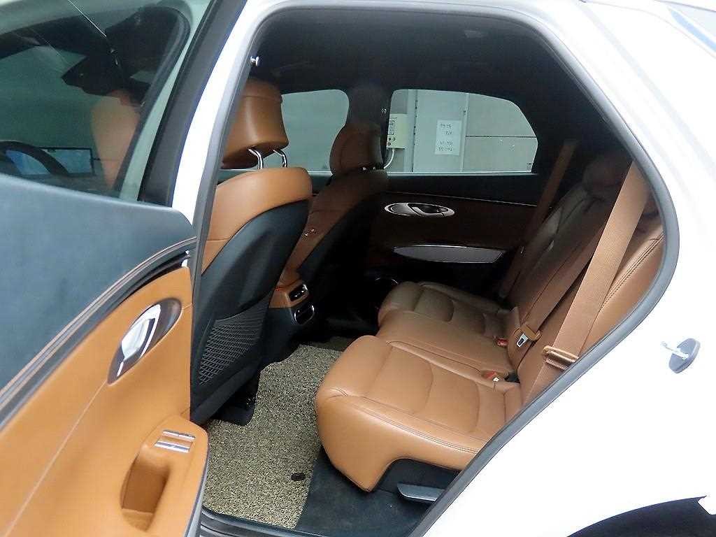 제네시스 GV70 2.2 디젤 AWD 이미지 6