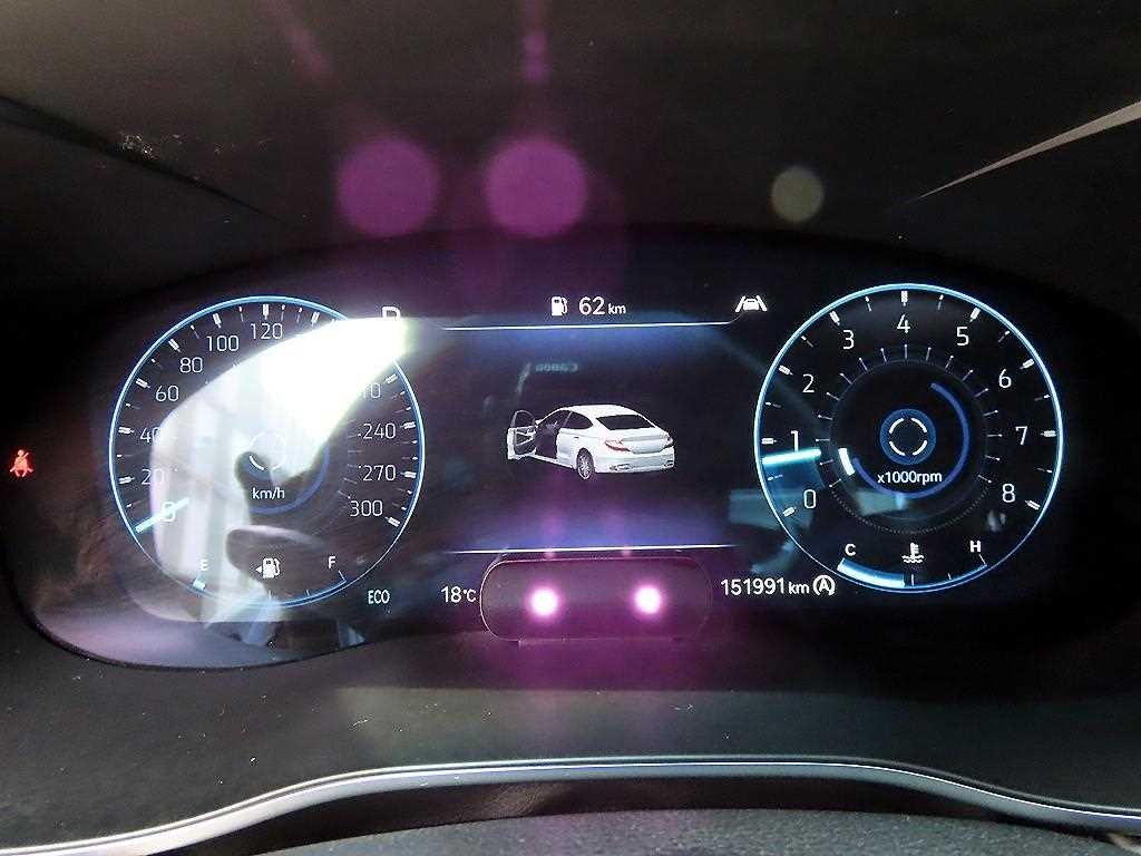 제네시스 G70 더 뉴 G70 가솔린 2.0T 2WD 스포츠 패키지 이미지 9