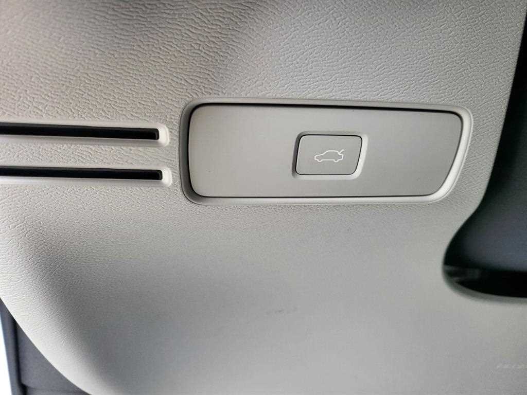 볼보 XC40 B4 AWD 울트라 브라이트 이미지 16
