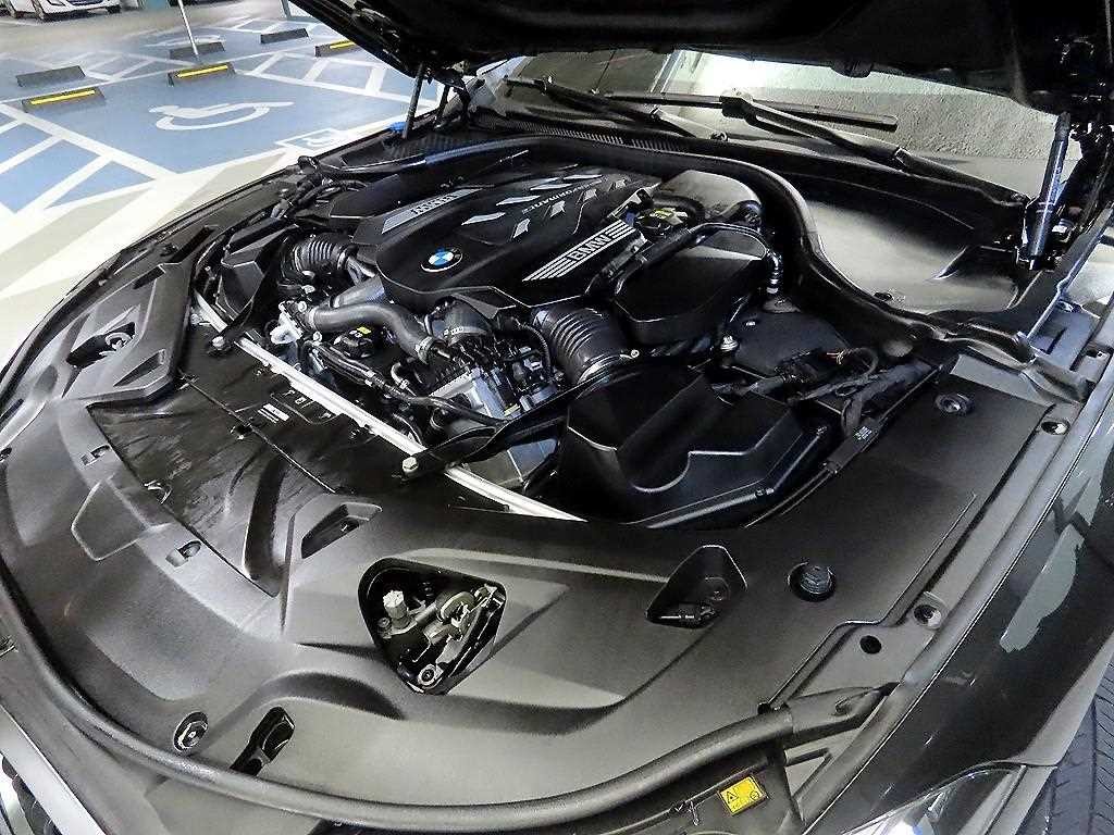 BMW 8시리즈 8시리즈 (G15) M850i xDrive 그란 쿠페 이미지 19