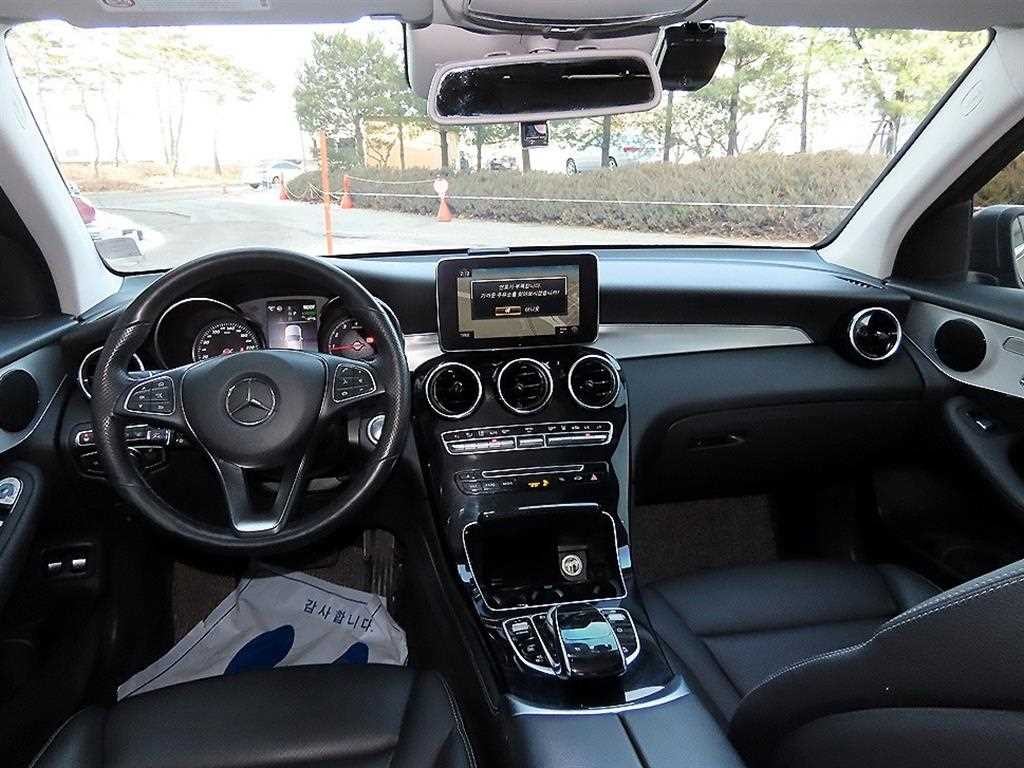 벤츠 GLC 클래스 GLC클래스 X253 GLC 350 e 4MATIC 프리미엄 이미지 7