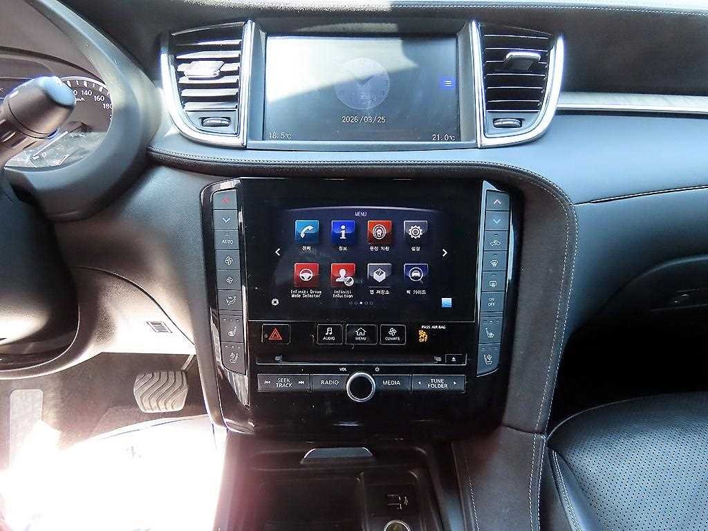 인피니티 QX QX50(P71A) 2.0 VC-T 센서리 AWD 이미지 12