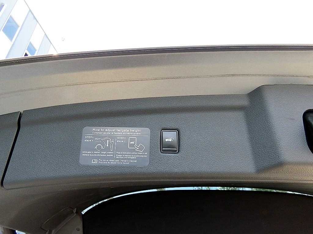 인피니티 QX QX50(P71A) 2.0 VC-T 센서리 AWD 이미지 16