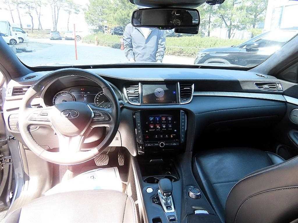 인피니티 QX QX50(P71A) 2.0 VC-T 센서리 AWD 이미지 7