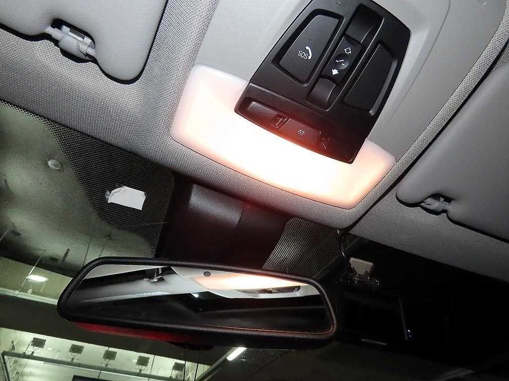 BMW 3시리즈 3시리즈 (F30) 320d 이미지 16