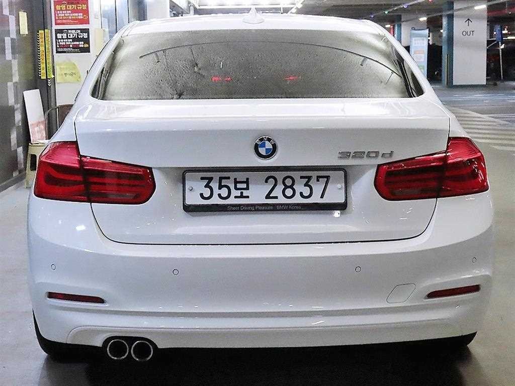 BMW 3시리즈 3시리즈 (F30) 320d 이미지 5