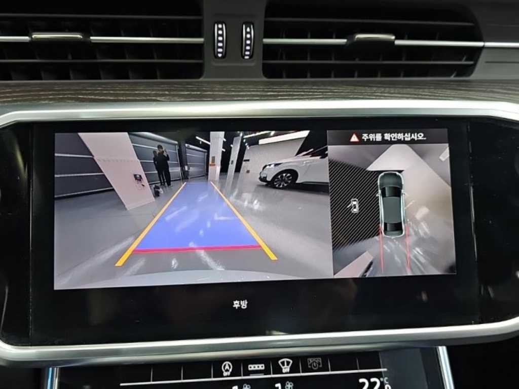 아우디 A6 A6 (C8) 45 TFSI 콰트로 프리미엄 이미지 10
