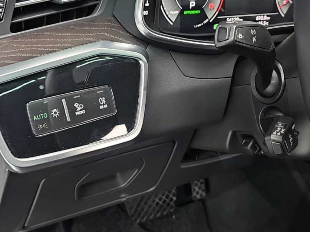 아우디 A6 A6 (C8) 45 TFSI 콰트로 프리미엄 이미지 8