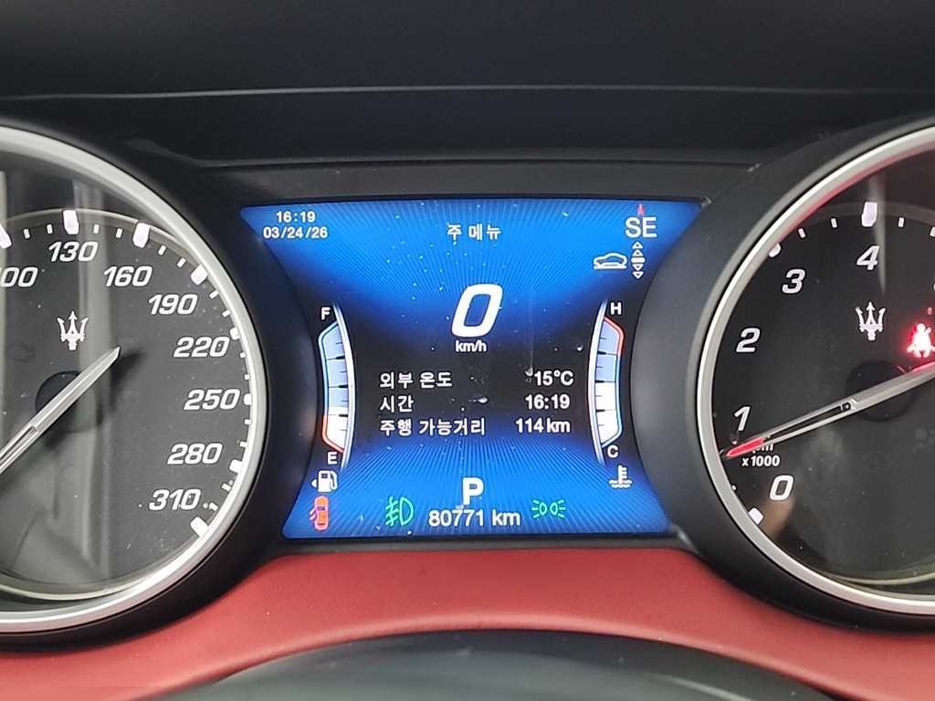 마세라티 르반떼 3.0  AWD 그란 스포츠 이미지 6