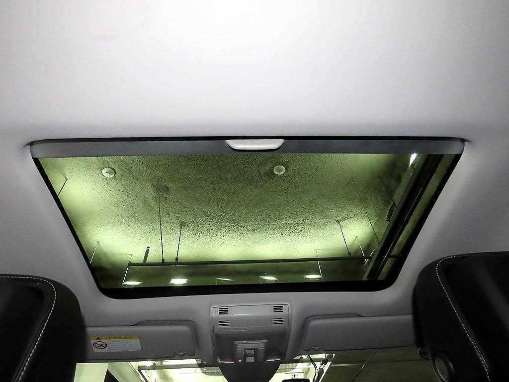 폭스바겐 아테온 2.0 TDI 엘레강스 프레스티지 이미지 16