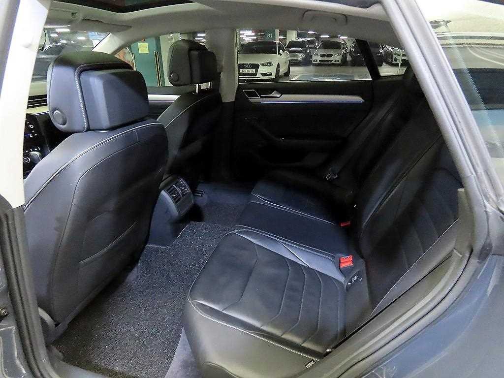 폭스바겐 아테온 2.0 TDI 엘레강스 프레스티지 이미지 7