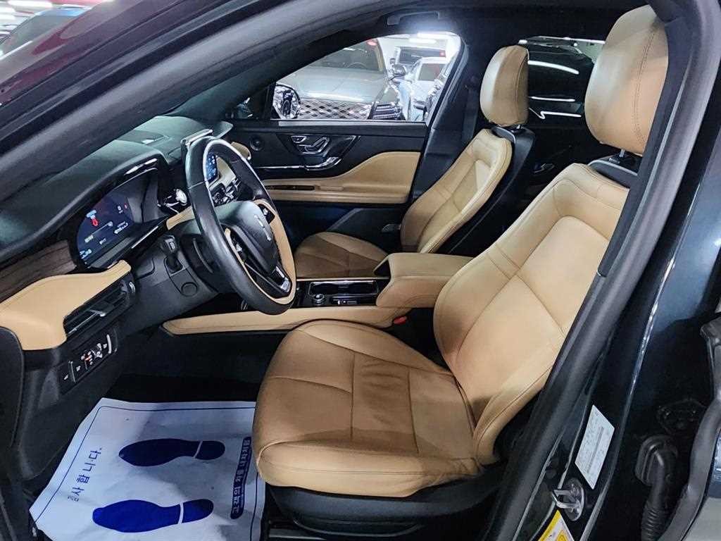 링컨 코세어 2.0 리저브 AWD 이미지 14