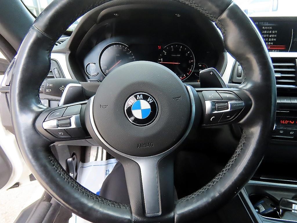 BMW 4시리즈 4시리즈 (F32) 428i 컨버터블 M 스포츠 이미지 10