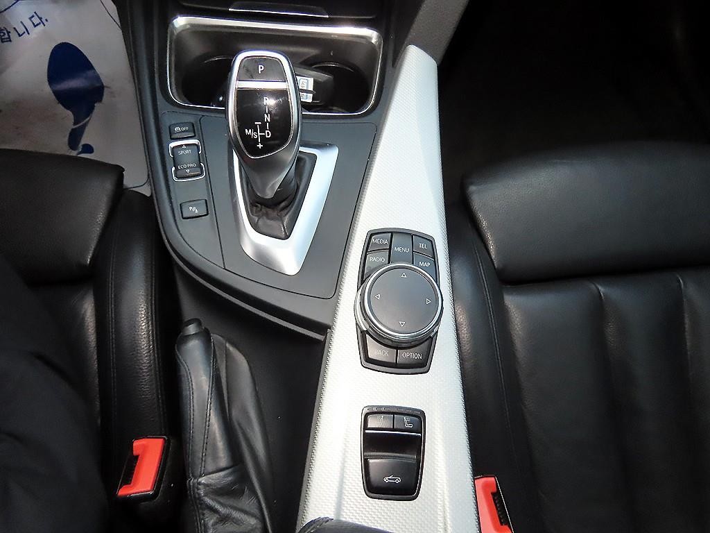 BMW 4시리즈 4시리즈 (F32) 428i 컨버터블 M 스포츠 이미지 13