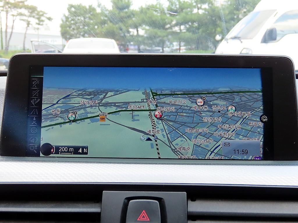 BMW 4시리즈 4시리즈 (F32) 428i 컨버터블 M 스포츠 이미지 17