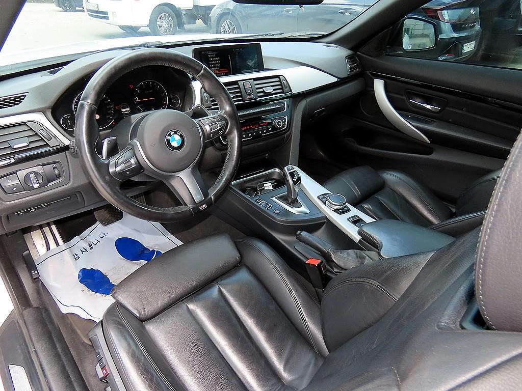 BMW 4시리즈 4시리즈 (F32) 428i 컨버터블 M 스포츠 이미지 9