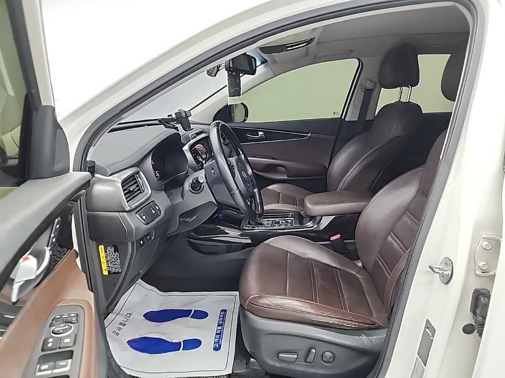 기아 쏘렌토 올 뉴 쏘렌토 디젤 4WD 2.0 노블레스 스페셜 이미지 11