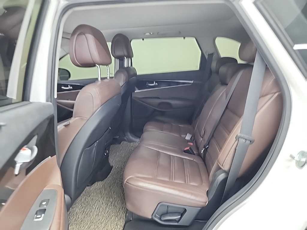 기아 쏘렌토 올 뉴 쏘렌토 디젤 4WD 2.0 노블레스 스페셜 이미지 12