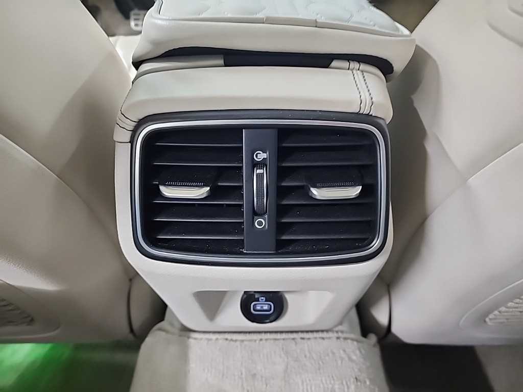 제네시스 G70 3.3T 스포츠 AWD 프레스티지 이미지 13