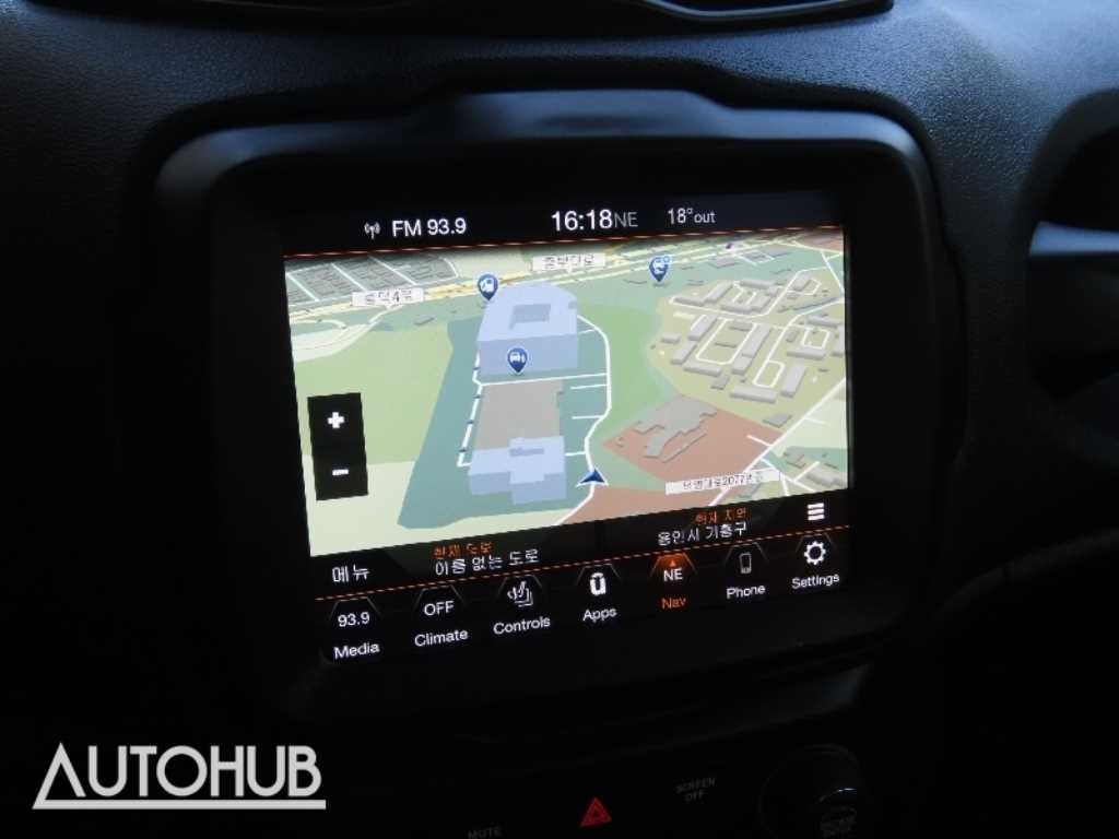 지프 레니게이드 2.4 리미티드 이미지 9