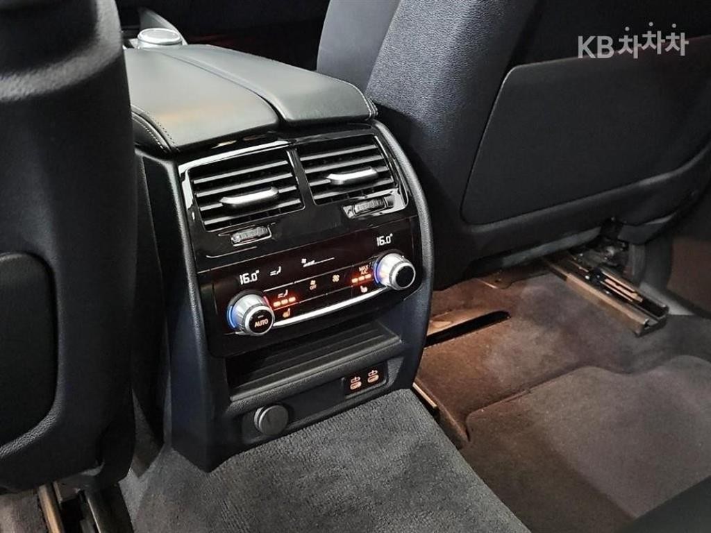 BMW 그란투리스모 6시리즈 GT (G32) 630D XDRIVE 럭셔리 이미지 17