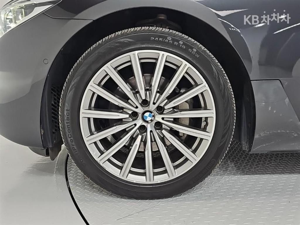 BMW 그란투리스모 6시리즈 GT (G32) 630D XDRIVE 럭셔리 이미지 19