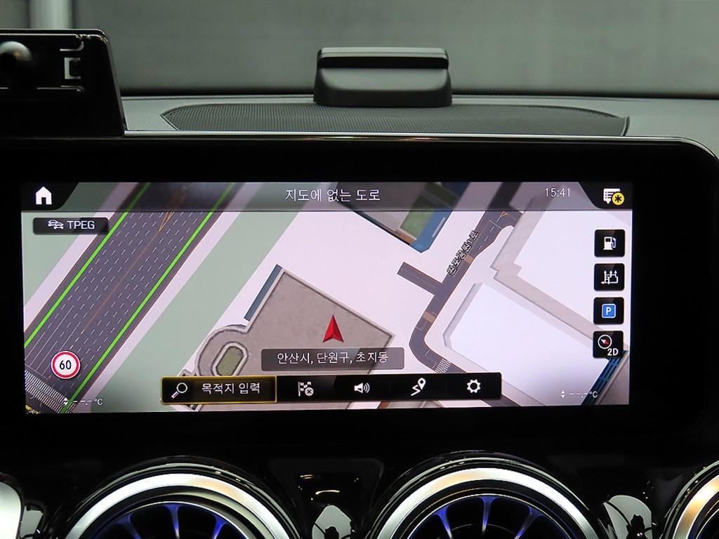 벤츠 GLB 클래스 GLB클래스 X247 AMG GLB 35 4MATIC 이미지 14