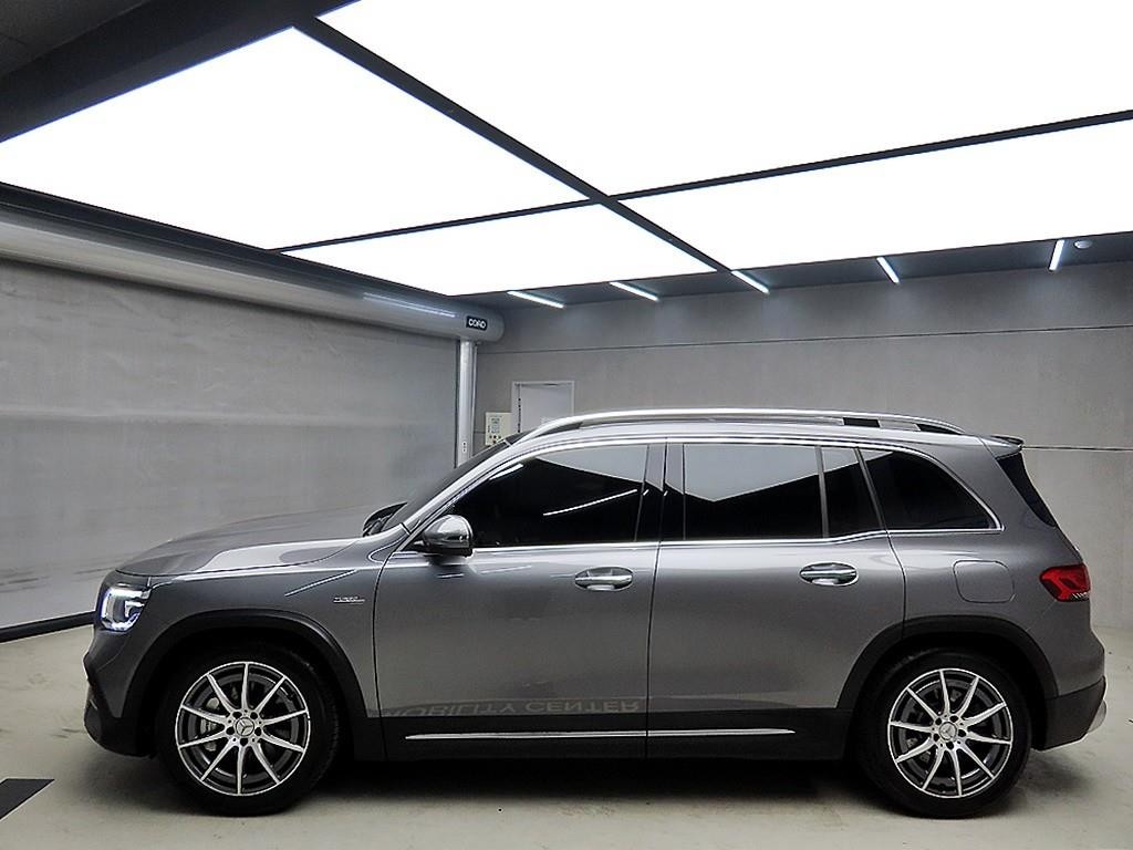 벤츠 GLB 클래스 GLB클래스 X247 AMG GLB 35 4MATIC 이미지 4