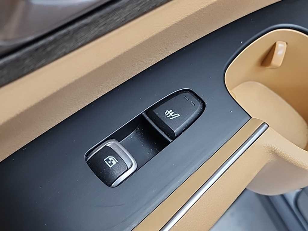 기아 쏘렌토 쏘렌토 4세대(MQ4) 디젤 2.2 2WD 프레스티지 이미지 14