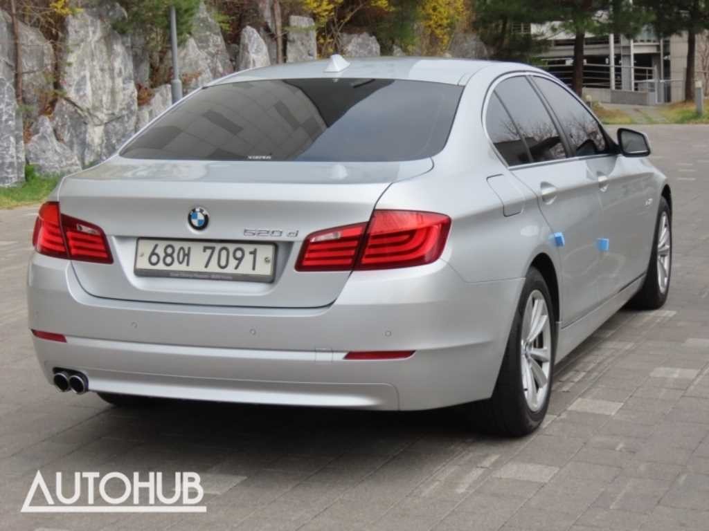 BMW 5시리즈 5시리즈 (F10) 520d 이미지 3