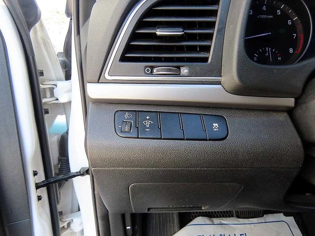 현대 아반떼 아반떼 AD 1.6 GDI 스마트 스페셜 이미지 12