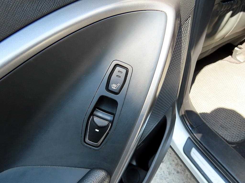 현대 맥스크루즈 R2.2 2WD 익스클루시브 이미지 16