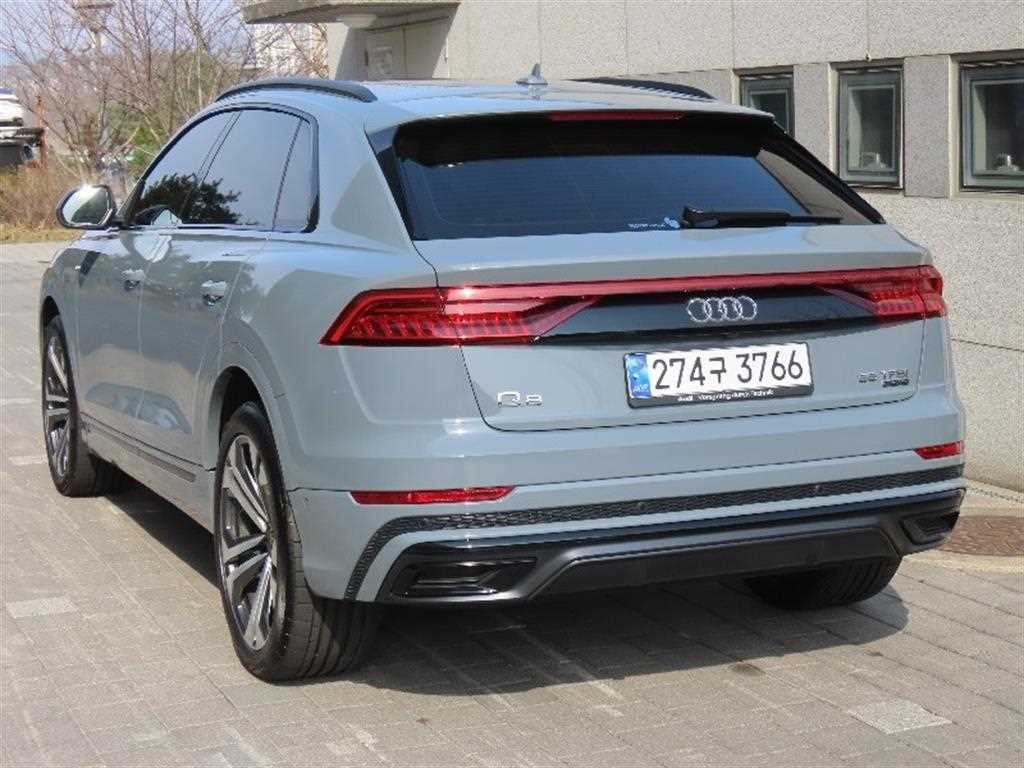 아우디 Q8 55 TFSI 콰트로 프리미엄 이미지 4