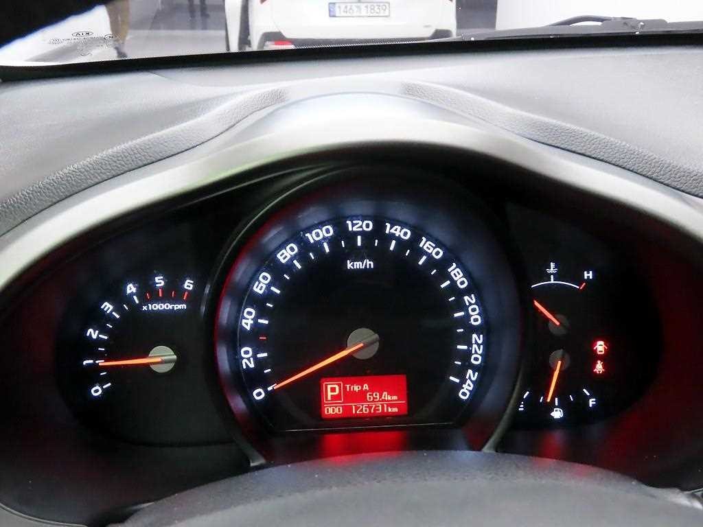 기아 스포티지 더 뉴 스포티지 R 디젤 2WD 트렌디 이미지 6