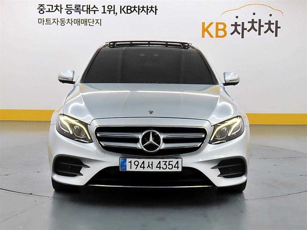 벤츠 E 클래스 E-클래스 W213 E350 4MATIC AMG LINE 이미지 1